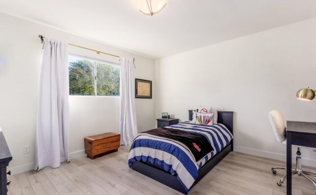 Building Photo - 4343 E Desert Crest Dr