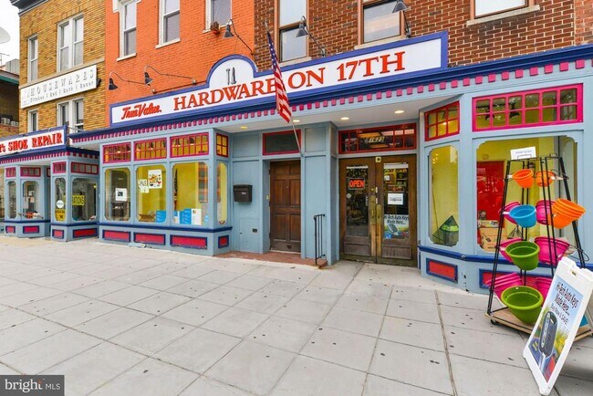 Building Photo - 1301 20th St NW