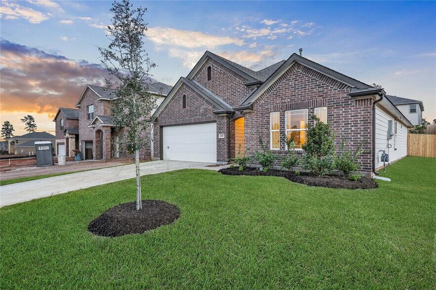 Building Photo - 12411 Southern Trail Ct