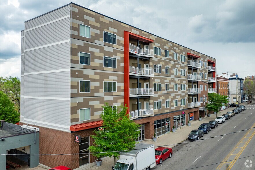 Building Photo - Vine Street Flats