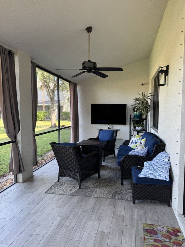 Building Photo - 14921 Summit Pl Cir