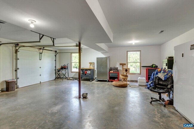 Building Photo - 2915 N Garden Ln