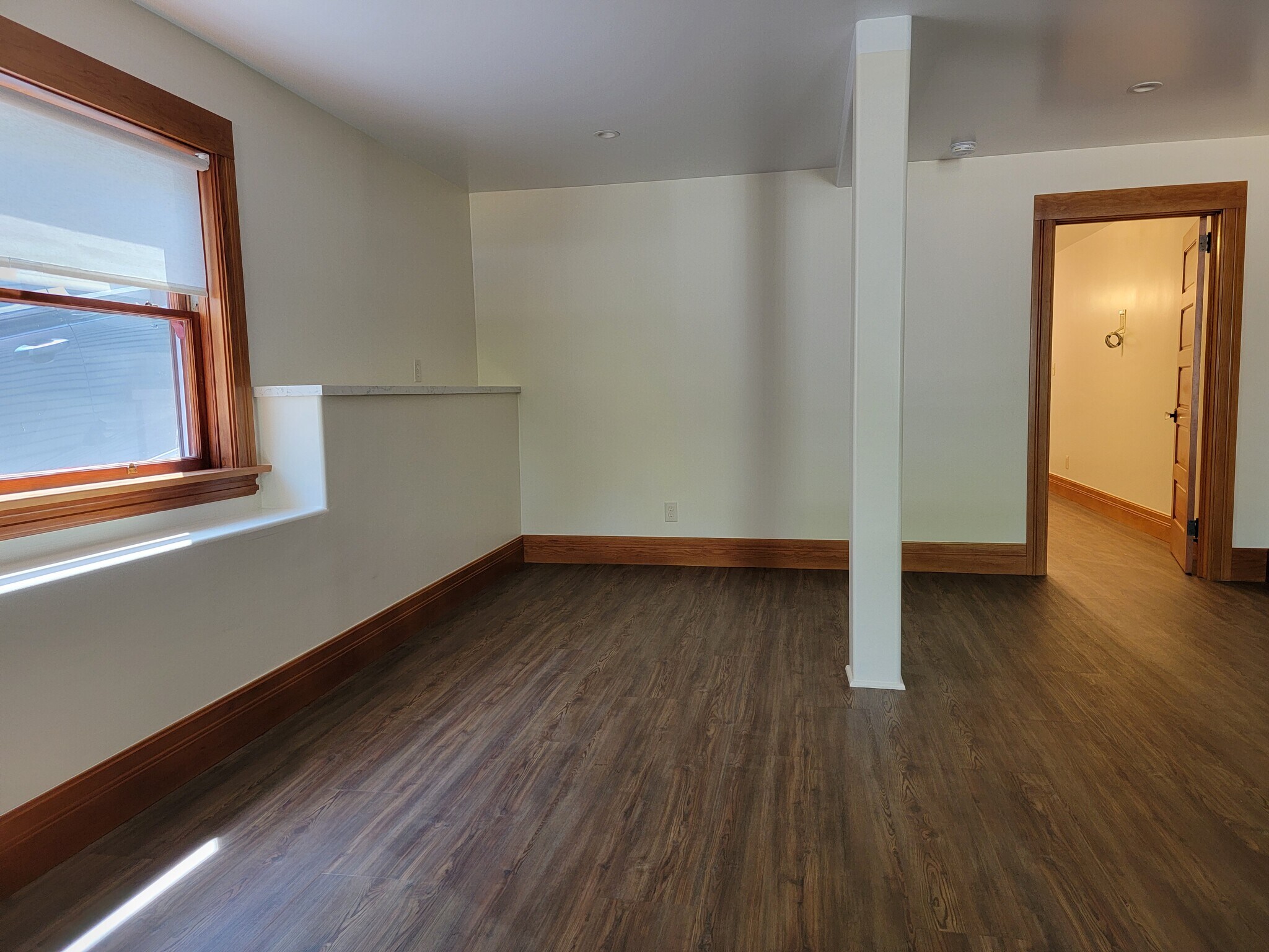 Building Photo - 900 Lucile Ave