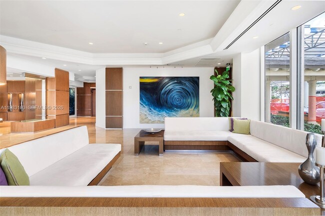 Building Photo - 4775 Collins Ave