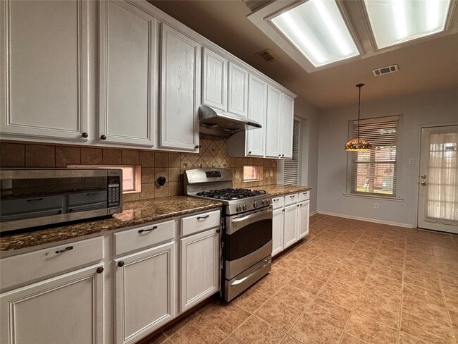 Building Photo - 3126 Valley Ct