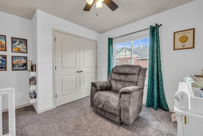 Building Photo - 1503 N August Dr