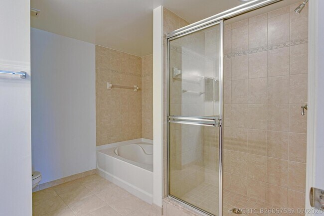 Building Photo - 4907 Midtown Ln