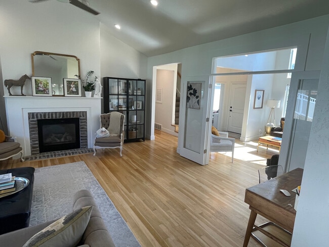 Building Photo - 1369 E 320 N