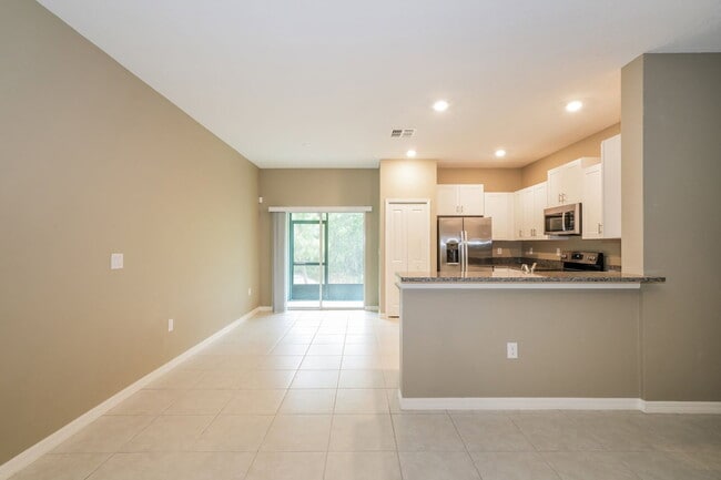 Building Photo - 6031 Acara Ln