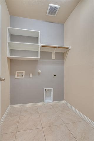 Building Photo - 4112 Hialeah Dr