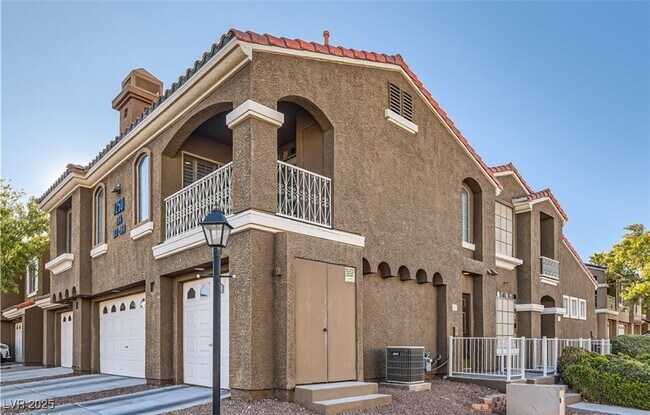 Building Photo - 7250 Diamond Canyon Ln