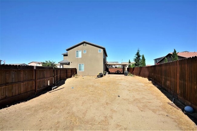 Building Photo - 6856 E Geary St