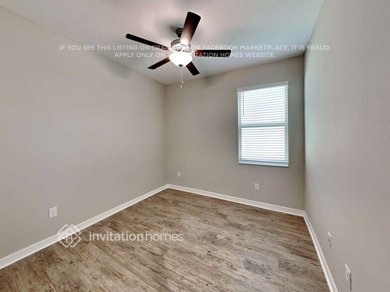 Building Photo - 9647 Flourish Dr.