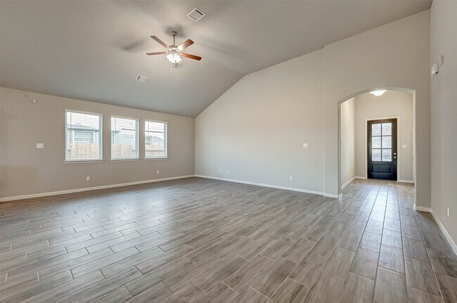 Building Photo - 6110 Scott Way