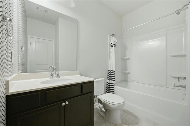 Building Photo - 1900 Azure Grove Ct