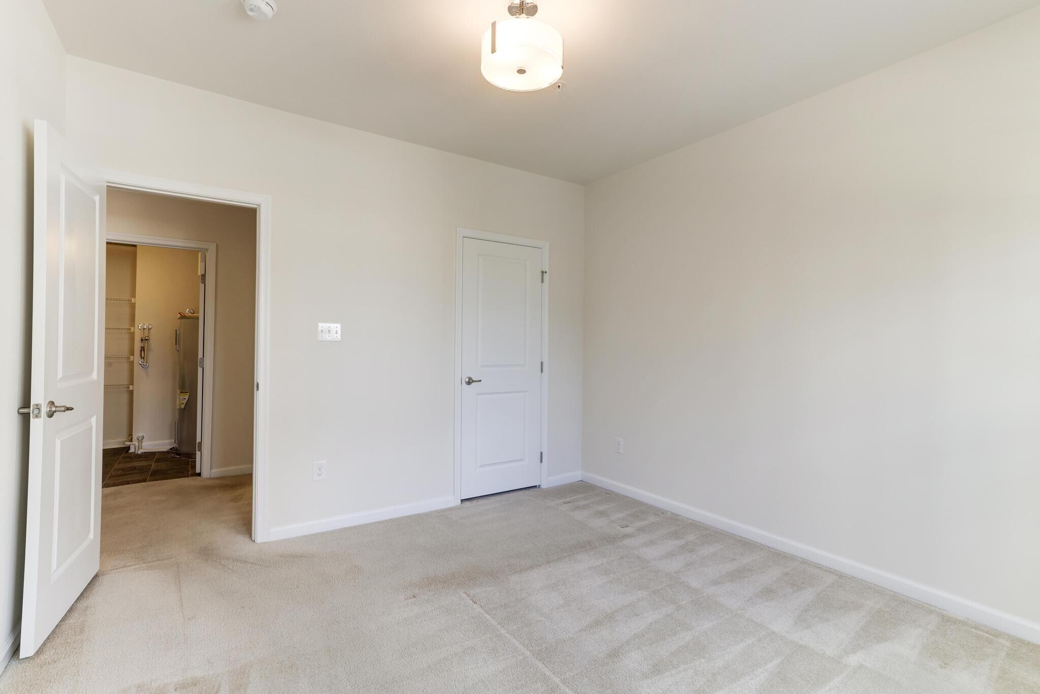 Building Photo - 13643 Air and Space Museum Pky