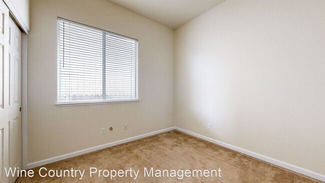 Building Photo - 4 br, 2 bath House - 2018 Lone Star Court