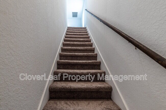 Building Photo - 2847 Elion Dr