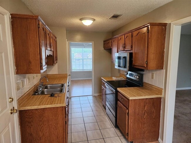 Building Photo - 255 Windy Ridge Cove