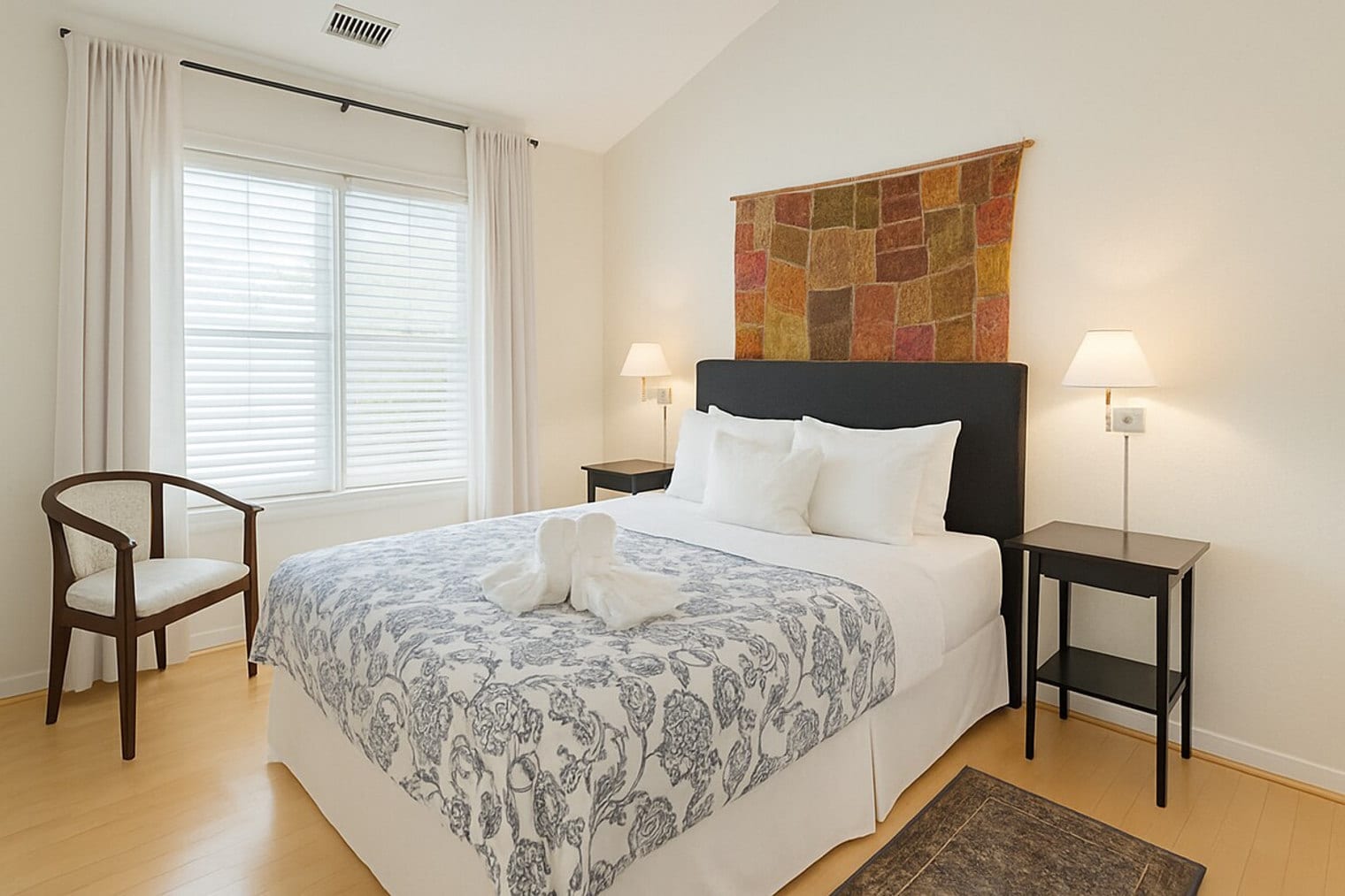 Building Photo - 2304 Hunters Woods Plaza