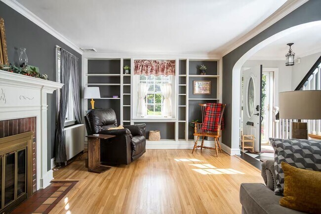 Building Photo - 149 Kready Ave