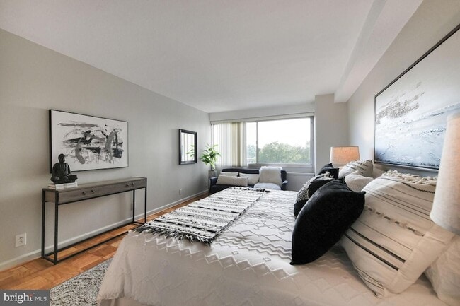 Building Photo - 4515 Willard Ave