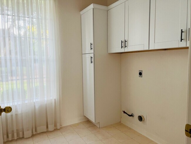 Building Photo - 16911 Ascot Meadow Dr
