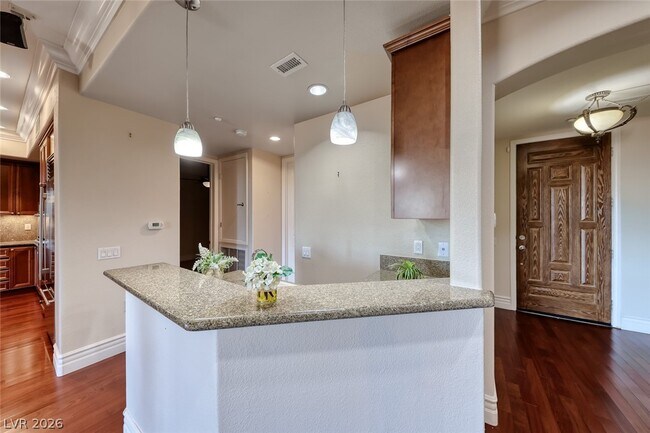 Building Photo - 20 Via Mantova