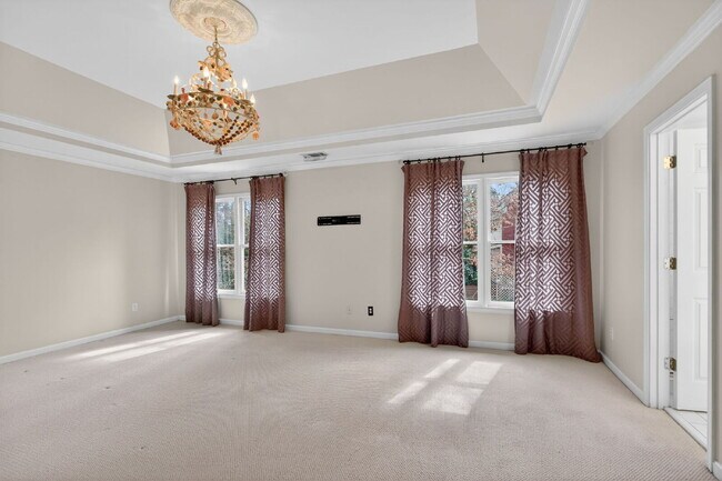 Building Photo - Great home in highly desired Brookstone Subdivision with Cobb County Schools.