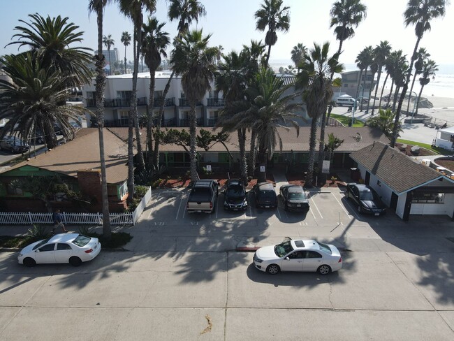 Primary Photo - Beachside Studio