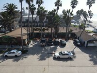 Building Photo - Beachside Studio