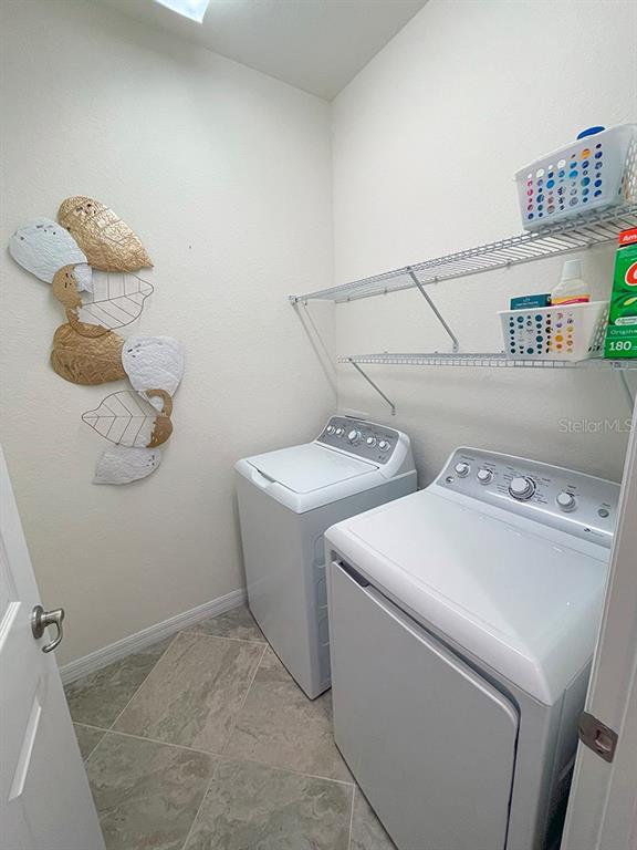 Building Photo - 9893 Haze Dr