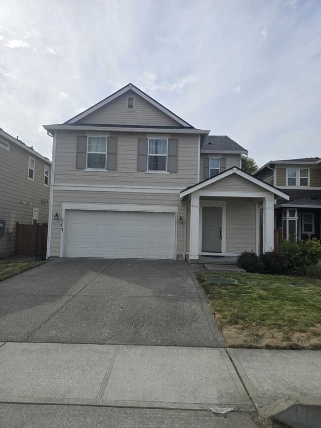 Building Photo - 903 Vine Maple Dr SE