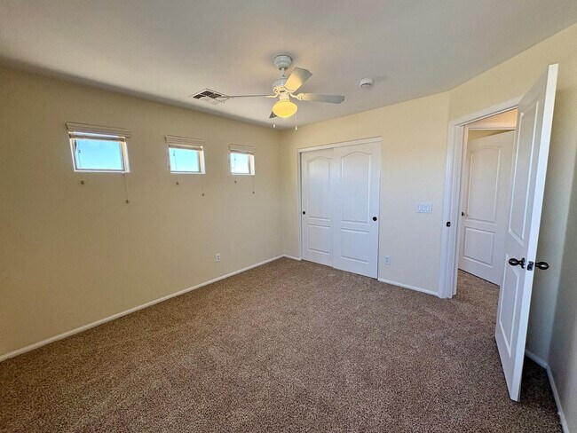 Building Photo - 16126 W Meade Ln