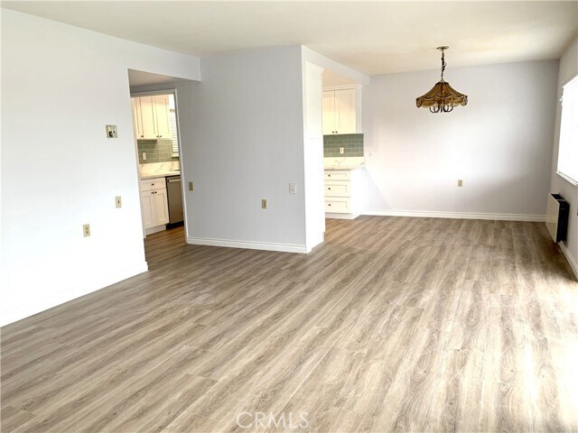Building Photo - 2286 Via Puerta