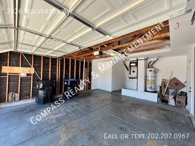 Building Photo - 2526 Wolverton Ave
