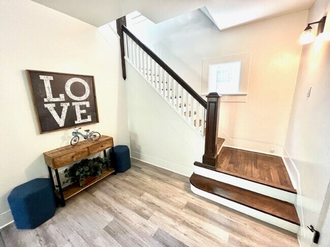 Building Photo - **Reserve for Summer 2026** Great Chestnut Street Property