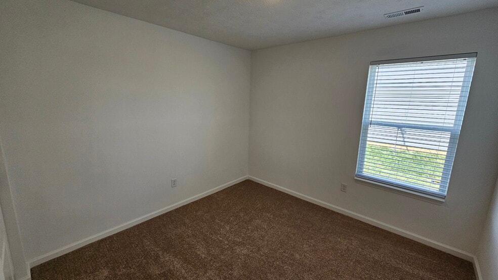Bedroom 3 - 4209 Tingle Dr