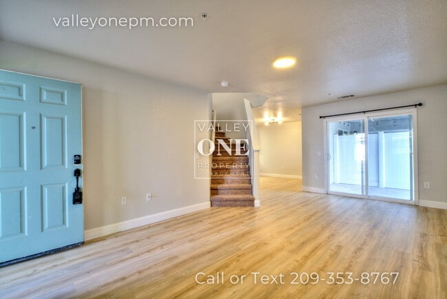 Building Photo - 1130 E Monte Vista Ave