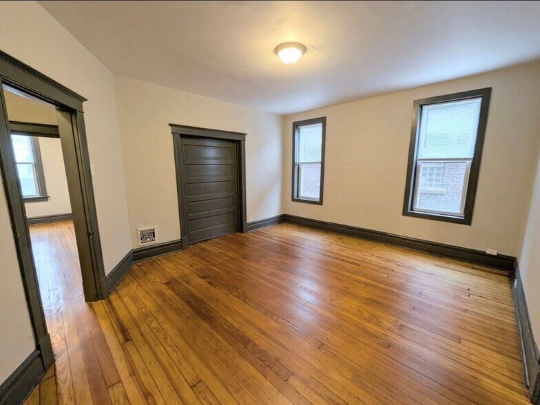 Building Photo - 3649 Nebraska Ave