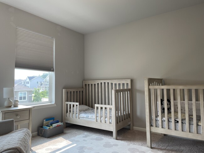Building Photo - 708 Gingergrass Way