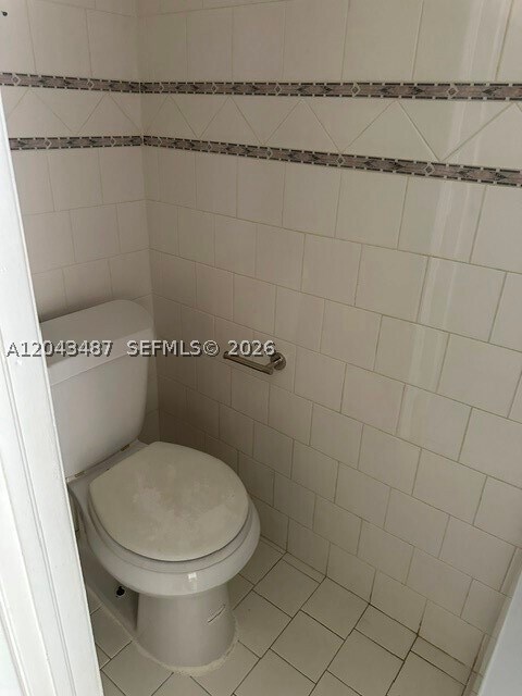 Building Photo - 1819 SW 107th Ave