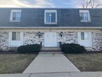 Building Photo - 112 S Wisconsin St