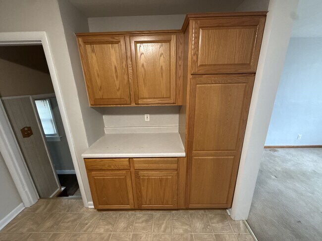 Building Photo - 223 Wiegel Dr