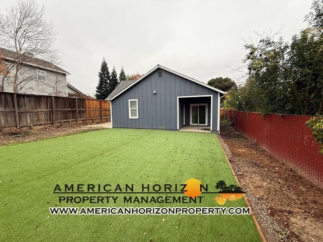 Building Photo - 8791 Sunset