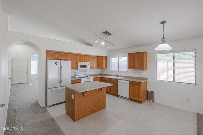 Building Photo - 16208 W Acapulco Cir