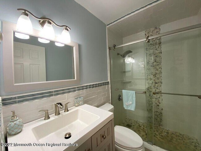 Building Photo - 1382 Ocean Ave