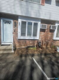 Building Photo - 63 Webb St