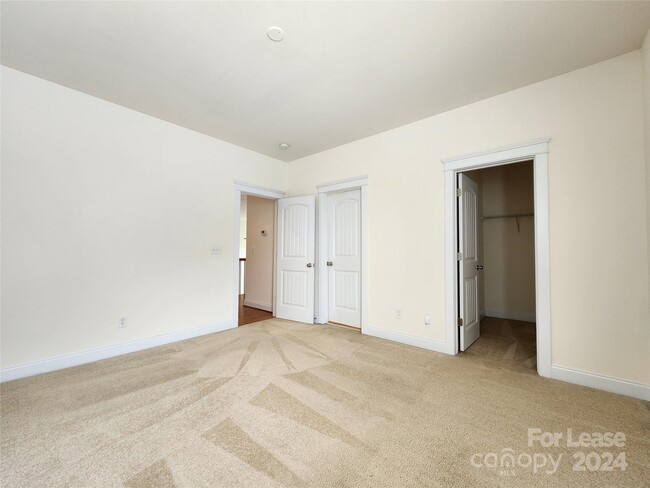 Building Photo - 2701 White Pines Court