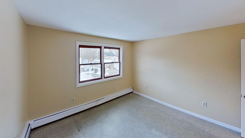 Building Photo - 52 Rockefeller St
